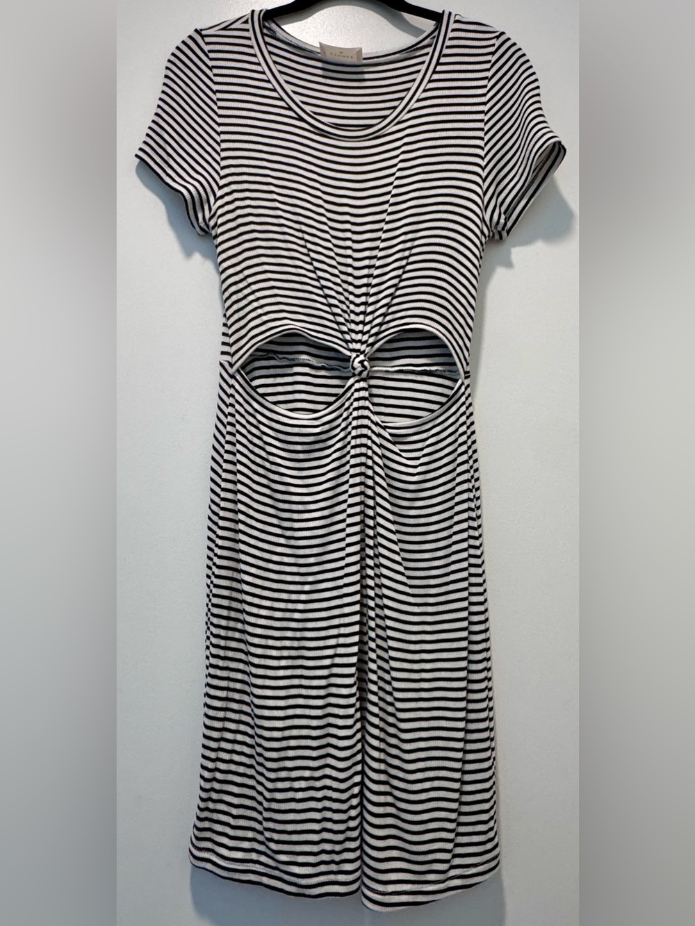 Everly Striped Cutout Twist Front Midi Dress Size M